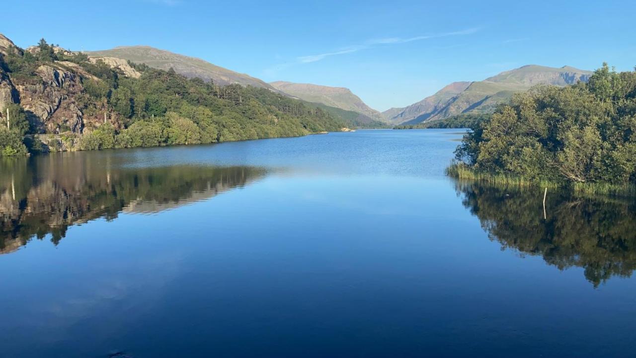 Dolwen Snowdonia Home By Polkastays Caernarfon Bagian luar foto